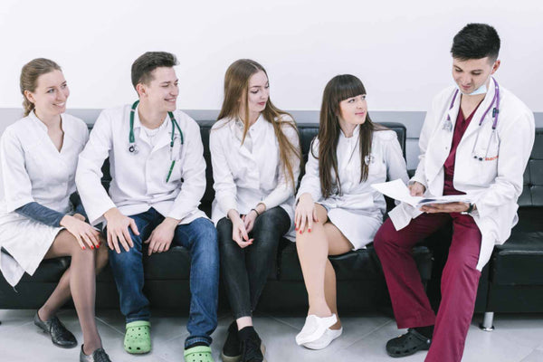 The Benefits of Joining a Study Group in Nursing School: Enhance Your Learning and Success